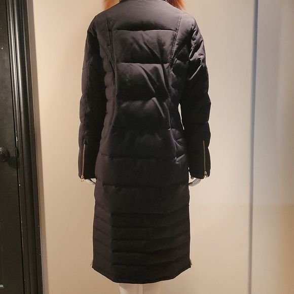 ****SOLD*****Moose Knuckles Parka Jacket - Picture 8 of 13